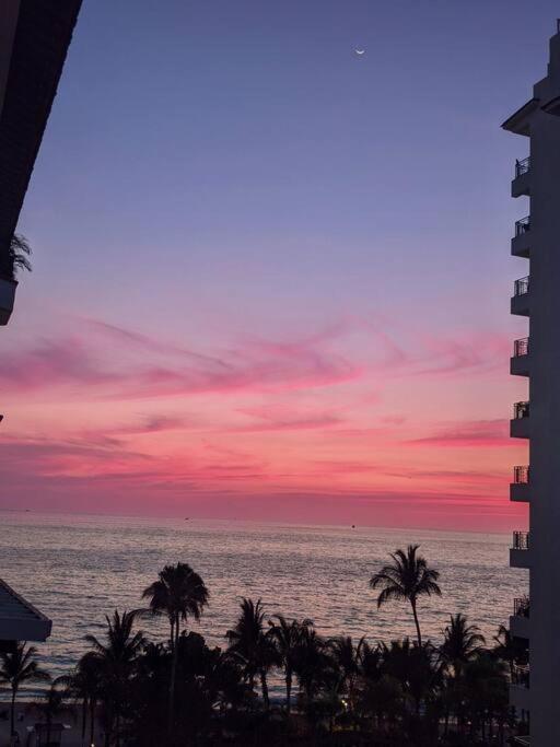 Ocean View Penthouse In P.V. Romantic Zone プエルトバラータ エクステリア 写真